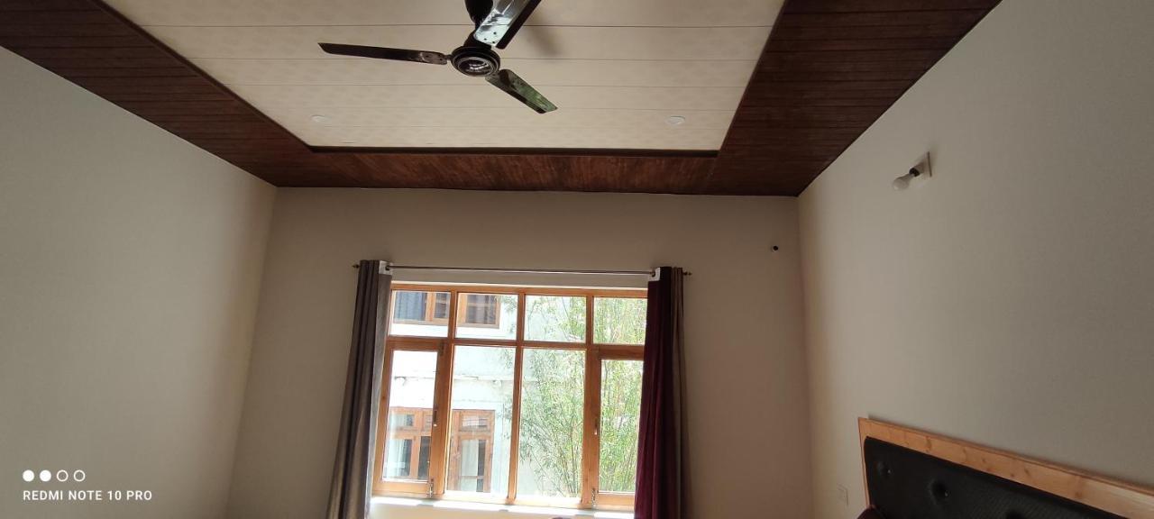 Noor Guest House Leh Buitenkant foto