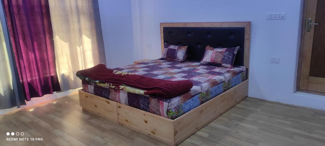 Noor Guest House Leh Buitenkant foto