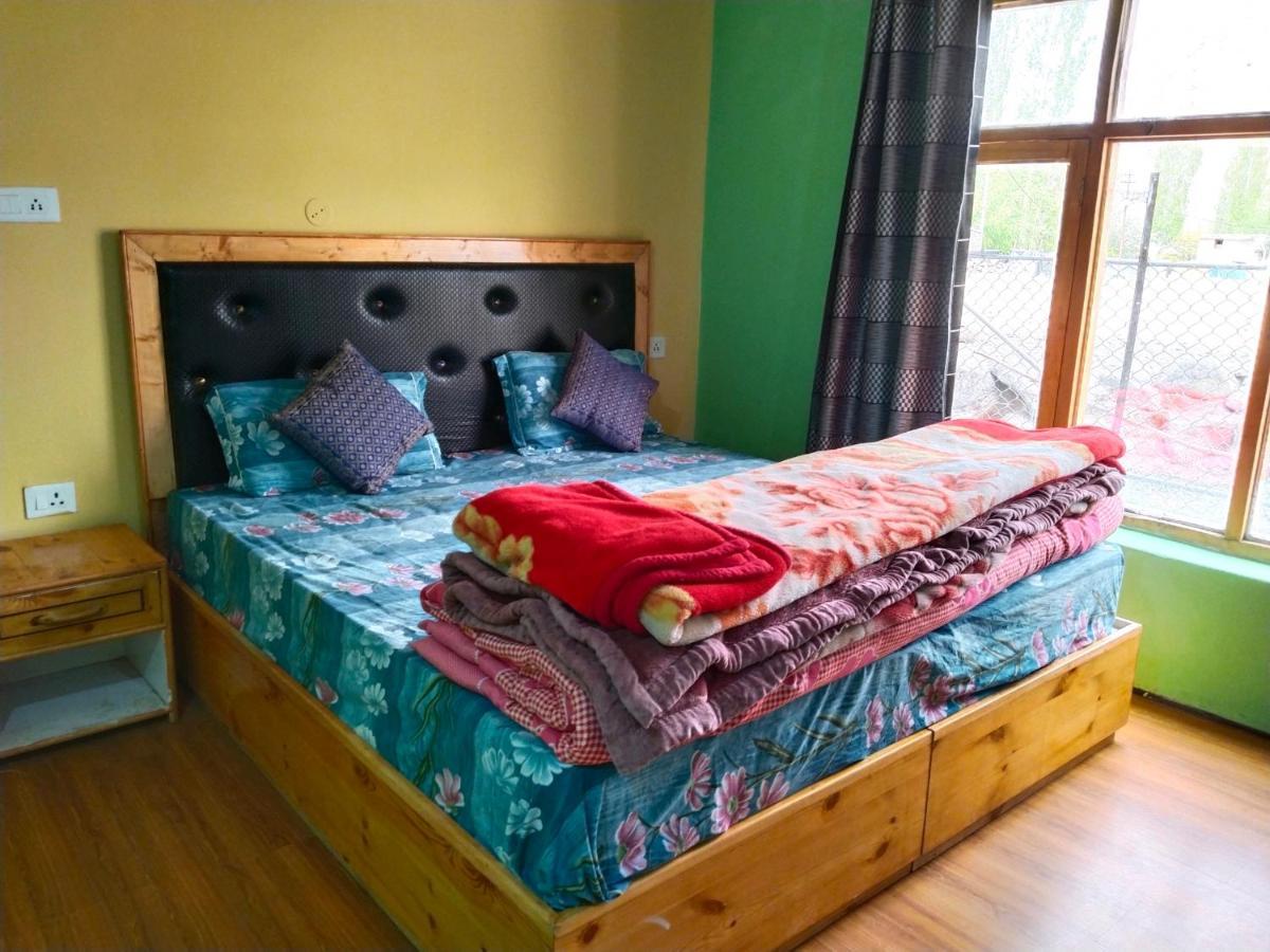Noor Guest House Leh Buitenkant foto