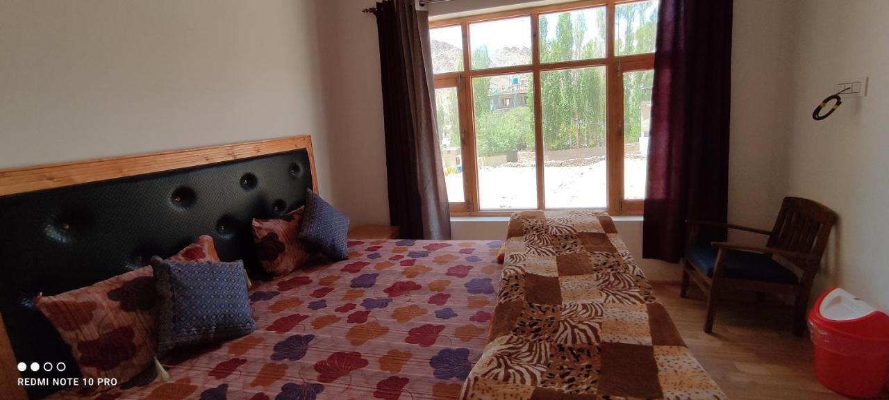 Noor Guest House Leh Buitenkant foto